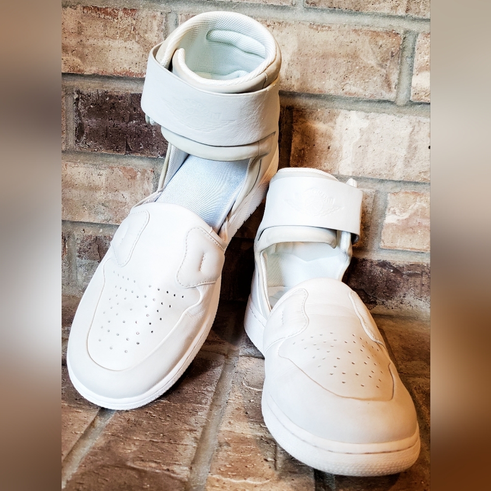 Size 7.5 - Air Jordan 1 Lover XX The 1 Reimagined